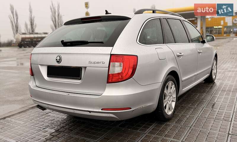 Універсал Skoda Superb 2013 в Києві фото 7 Універсал Skoda Superb 2013 в Києві