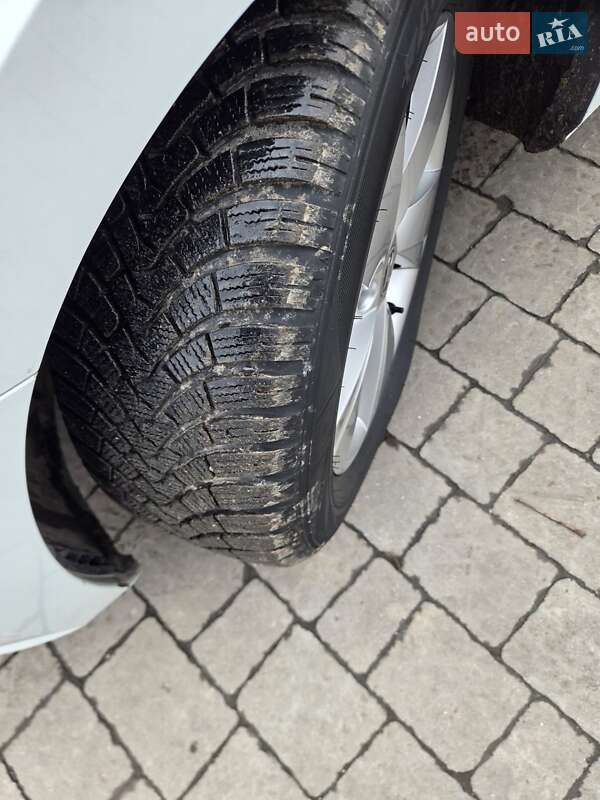 Універсал Skoda Superb 2016 в Бучачі