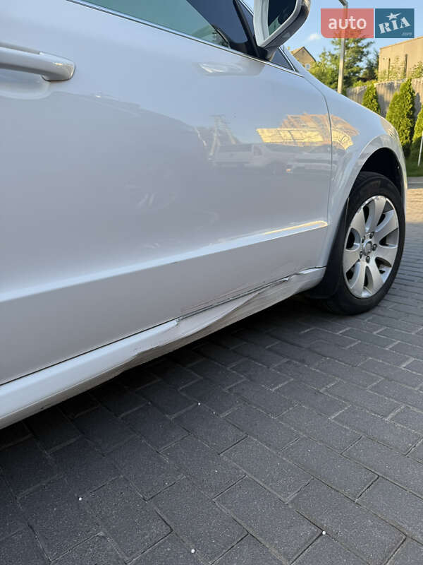 Лифтбек Skoda Superb 2012 в Петропавловской Борщаговке фото 5 Лифтбек Skoda Superb 2012 в Петропавловской Борщаговке