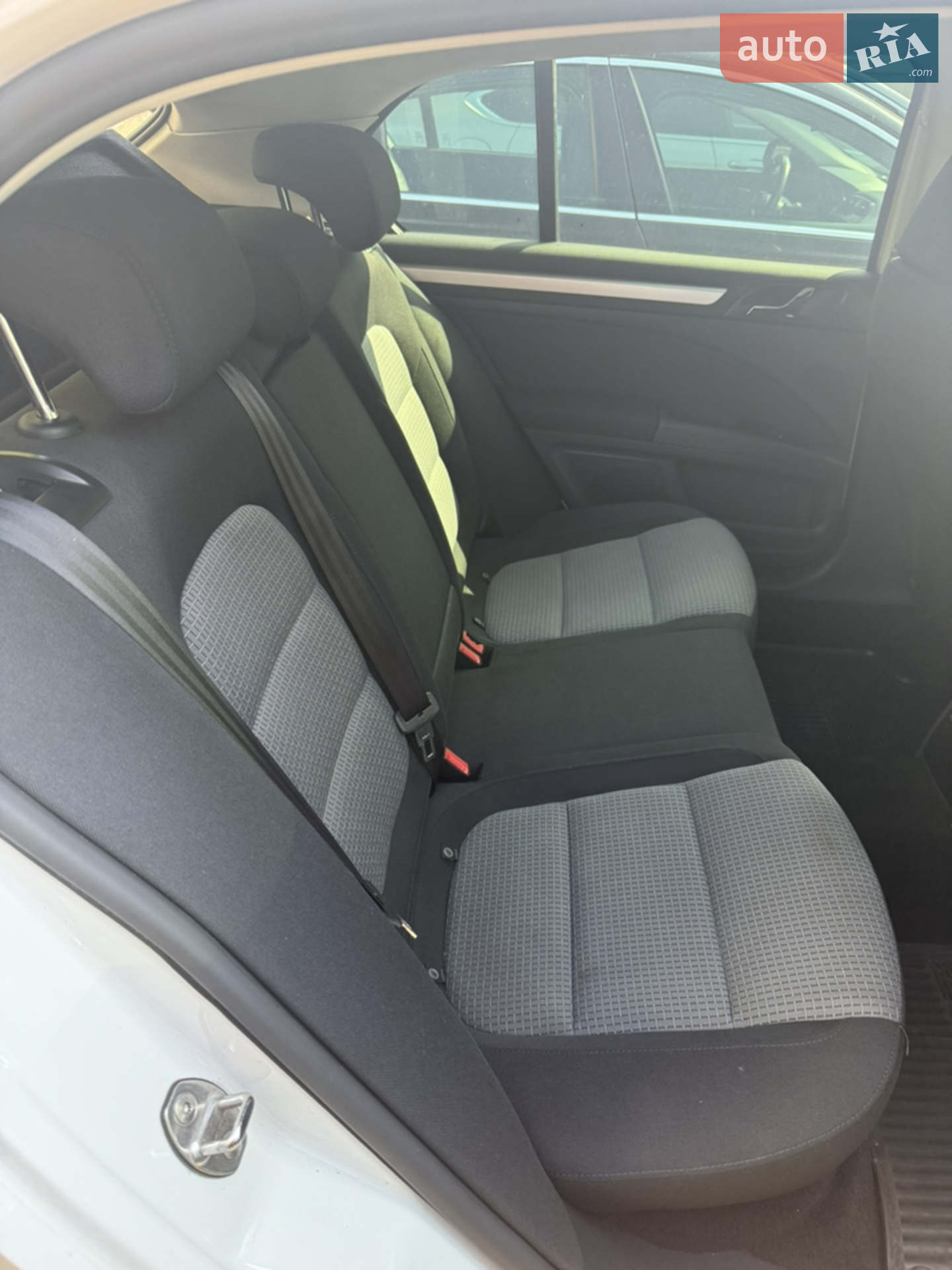 2012 Skoda Superb - мініатюра 12