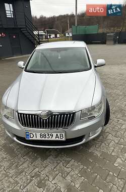 Лифтбек Skoda Superb 2009 в Косове