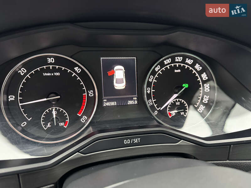 Ліфтбек Skoda Superb 2015 в Івано-Франківську фото 24 Ліфтбек Skoda Superb 2015 в Івано-Франківську