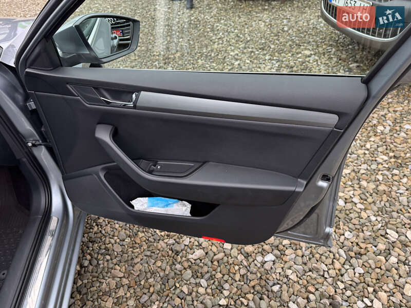 Ліфтбек Skoda Superb 2015 в Івано-Франківську фото 30 Ліфтбек Skoda Superb 2015 в Івано-Франківську