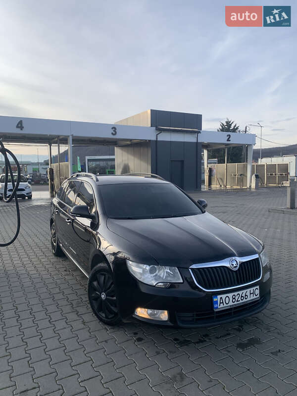 Skoda Superb 2010 Skoda Superb 2010