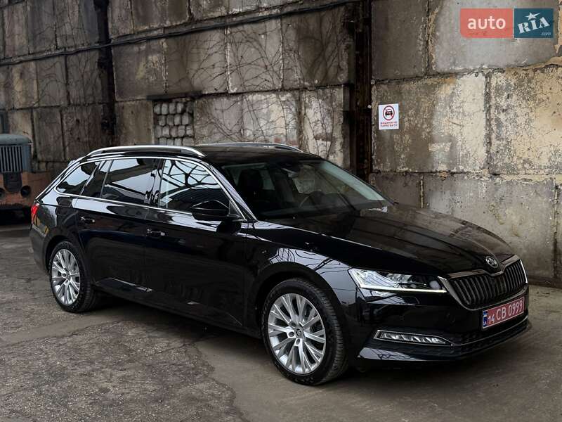 Універсал Skoda Superb 2021 в Львові
