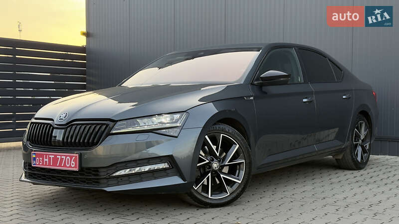 Лифтбек Skoda Superb 2022 в Мукачево