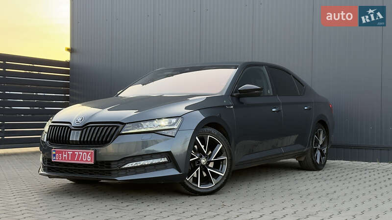 Лифтбек Skoda Superb 2022 в Мукачево