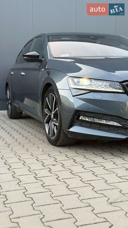 Лифтбек Skoda Superb 2022 в Мукачево
