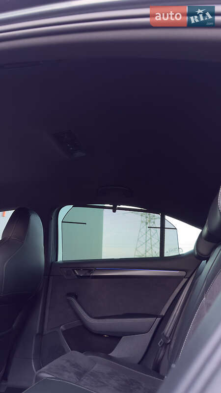 Лифтбек Skoda Superb 2022 в Мукачево