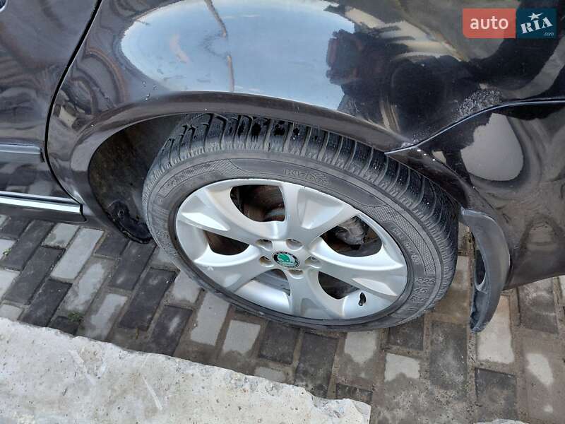 Лифтбек Skoda Superb 2006 в Киеве фото 14 Лифтбек Skoda Superb 2006 в Киеве