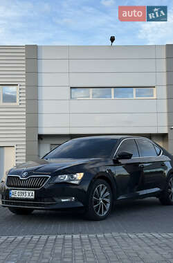 Лифтбек Skoda Superb 2016 в Львове