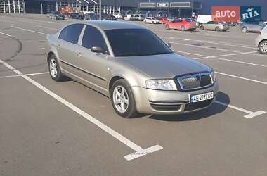 Лифтбек Skoda Superb 2005 в Днепре