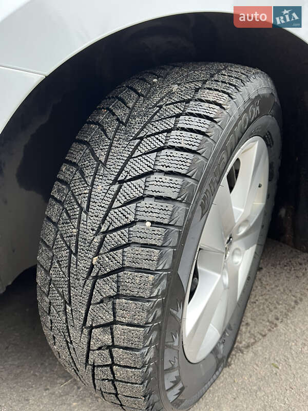 Универсал Skoda Superb 2016 в Шептицькому фото 11 Универсал Skoda Superb 2016 в Шептицькому