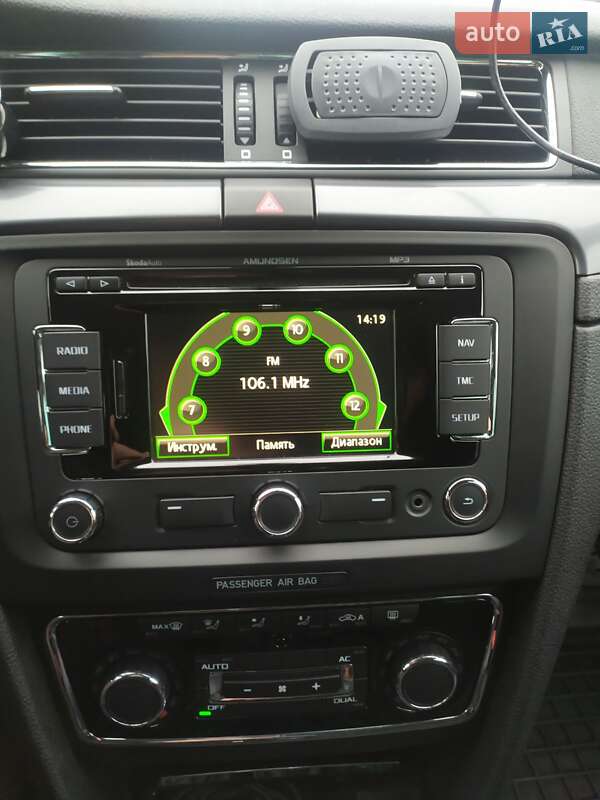 Универсал Skoda Superb 2011 в Тернополе фото 22 Универсал Skoda Superb 2011 в Тернополе