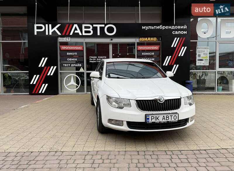 Skoda Superb 2012 Skoda Superb 2012