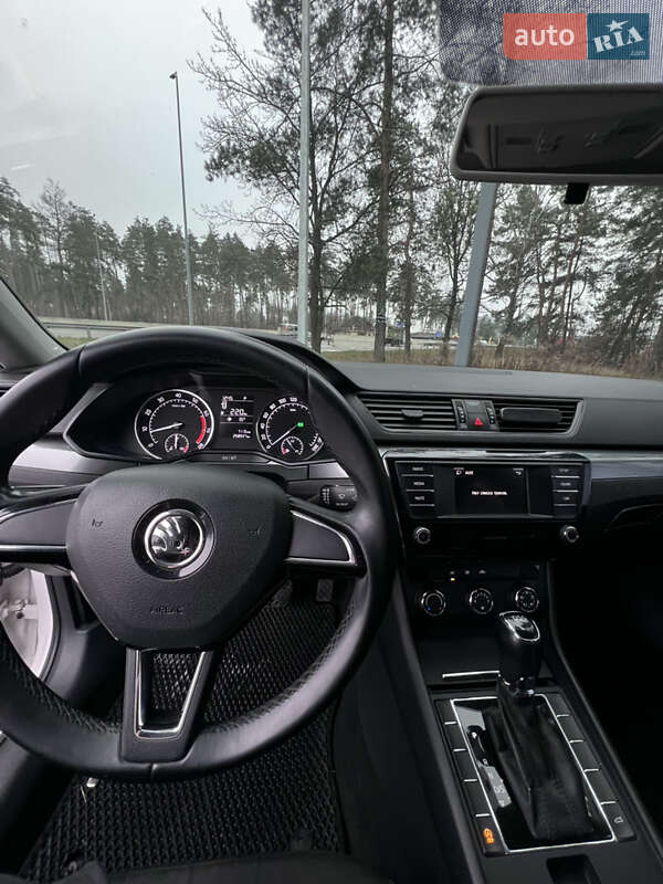 Ліфтбек Skoda Superb 2015 в Києві фото 16 Ліфтбек Skoda Superb 2015 в Києві