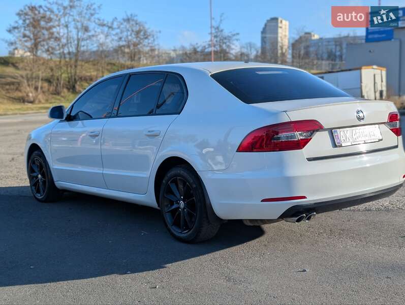 Ліфтбек Skoda Superb 2013 в Харкові