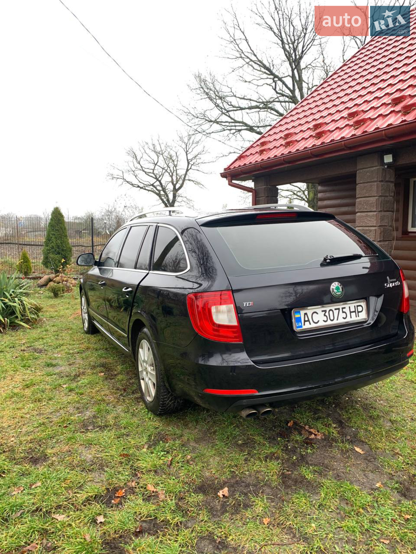 2010 Skoda Superb - мініатюра 4