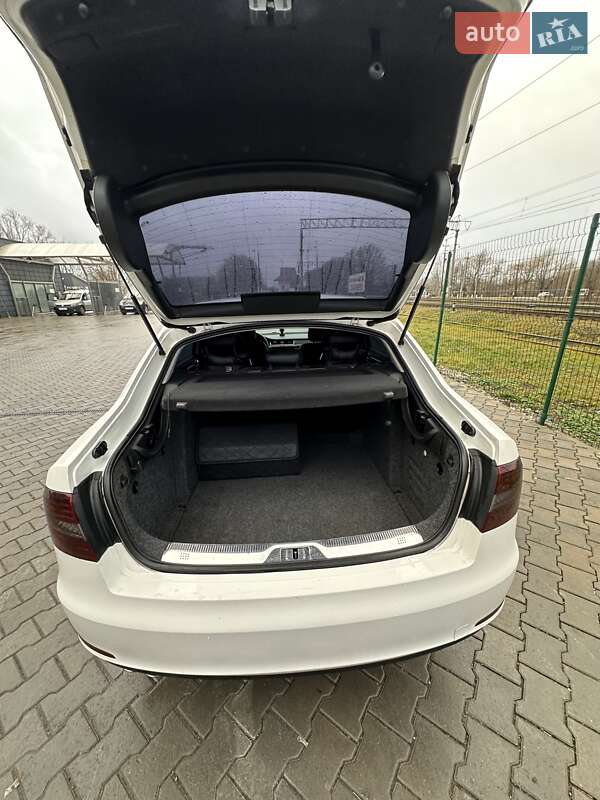Ліфтбек Skoda Superb 2013 в Звягелі