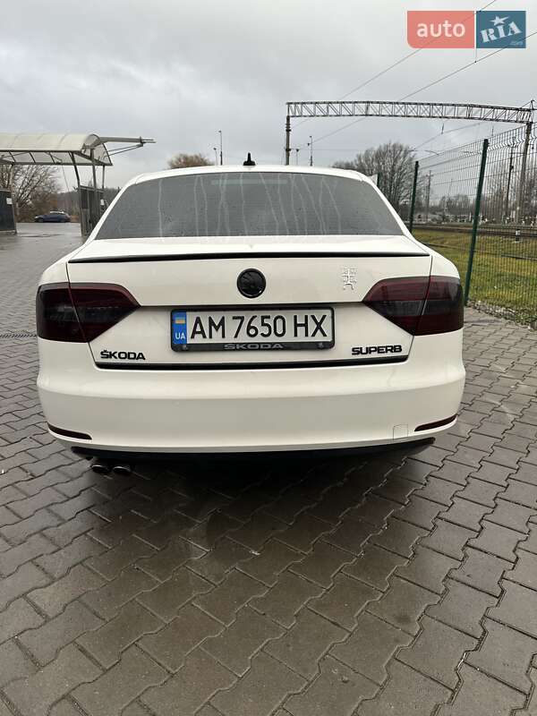 Ліфтбек Skoda Superb 2013 в Звягелі