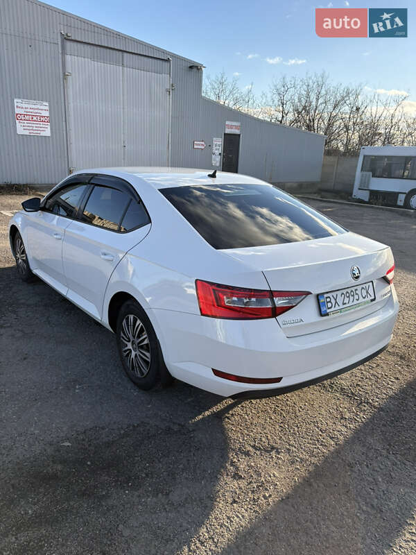 Лифтбек Skoda Superb 2018 в Запорожье фото 21 Лифтбек Skoda Superb 2018 в Запорожье