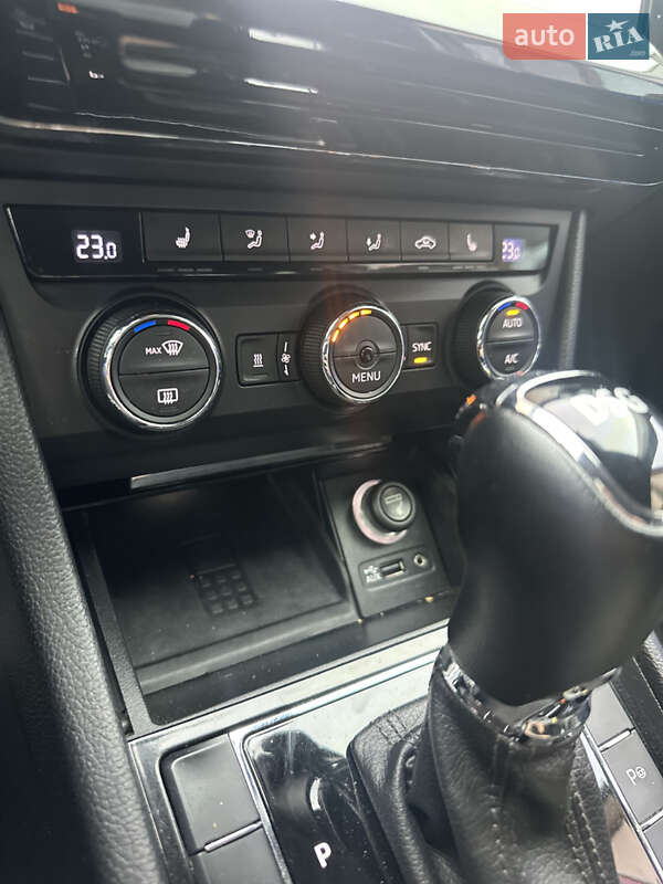 Лифтбек Skoda Superb 2015 в Балте фото 15 Лифтбек Skoda Superb 2015 в Балте