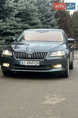 Лифтбек Skoda Superb 2018 в Киеве