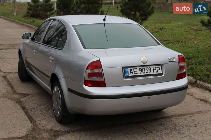 Лифтбек Skoda Superb 2008 в Верхнеднепровске