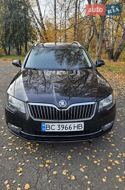 Універсал Skoda Superb 2013 в Бориславі