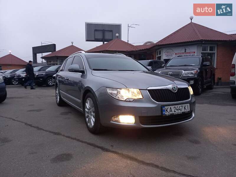 Skoda Superb 2012 Skoda Superb 2012