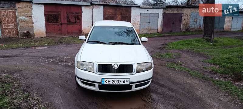 Skoda Superb 2002