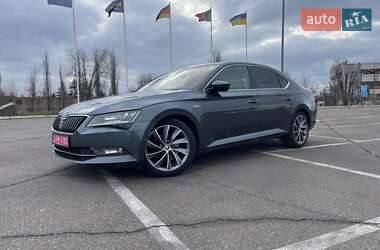 Лифтбек Skoda Superb 2017 в Кривом Роге