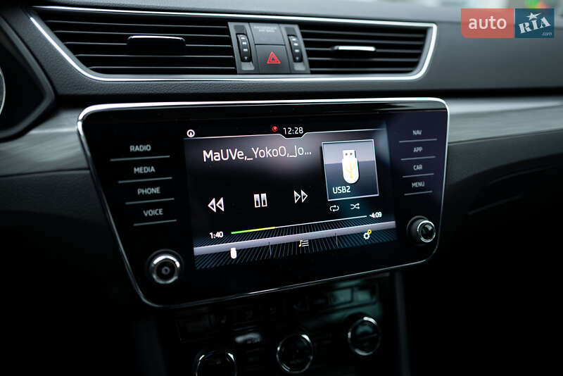 Універсал Skoda Superb 2020 в Львові фото 20 Універсал Skoda Superb 2020 в Львові