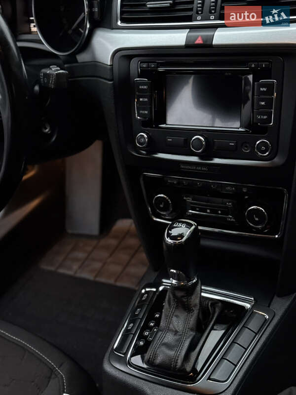 Универсал Skoda Superb 2013 в Тернополе