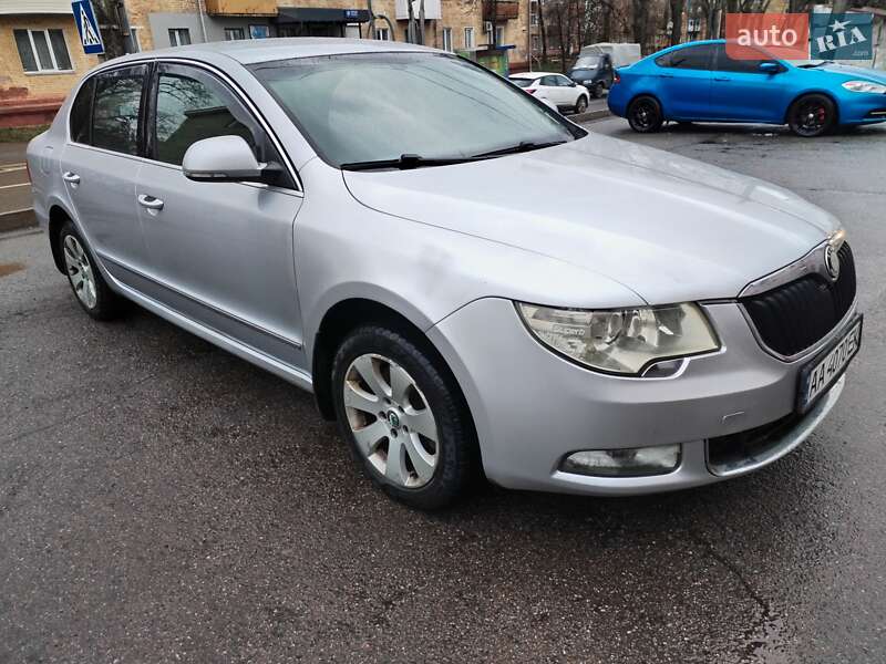 Skoda Superb 2012 Skoda Superb 2012