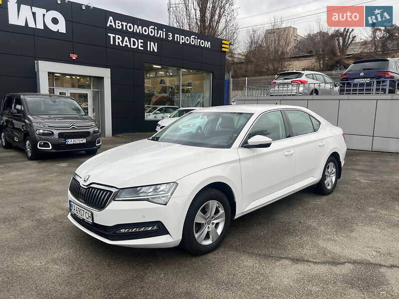 Skoda Superb 2021