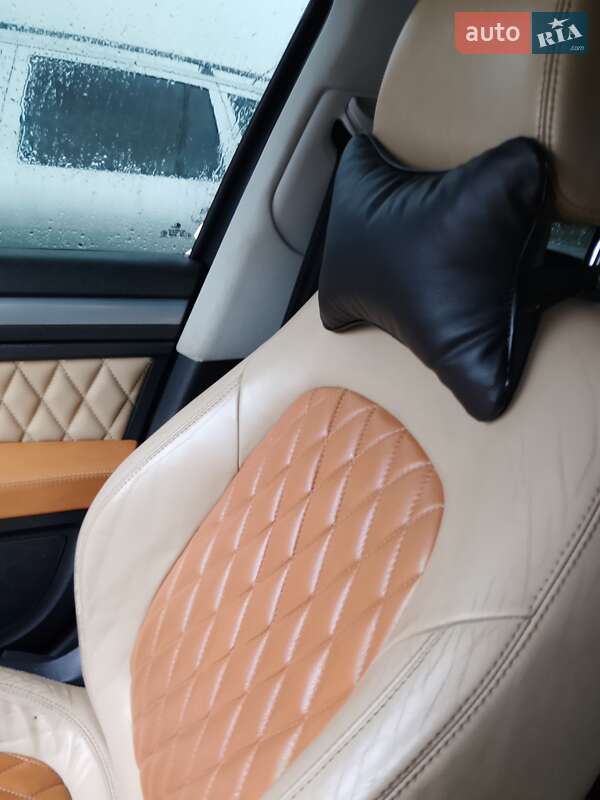 Лифтбек Skoda Superb 2009 в Дубровице