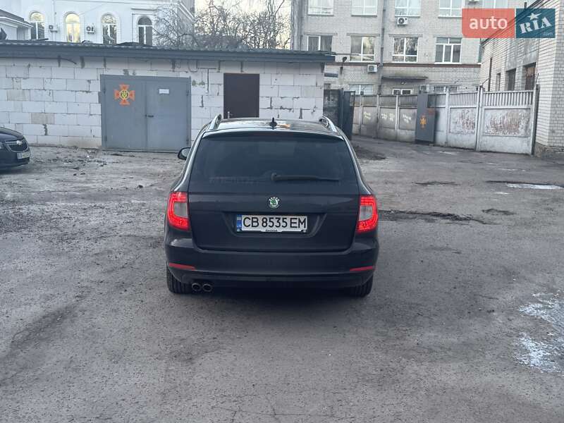 Універсал Skoda Superb 2010 в Чернігові