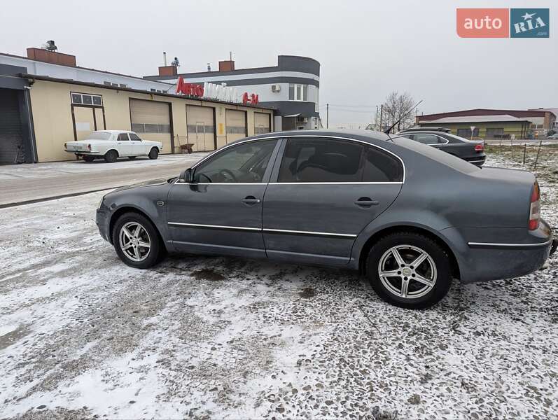 Лифтбек Skoda Superb 2007 в Луцке