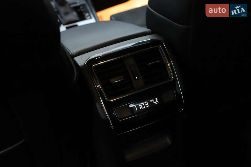 Лифтбек Skoda Superb 2020 в Дрогобыче