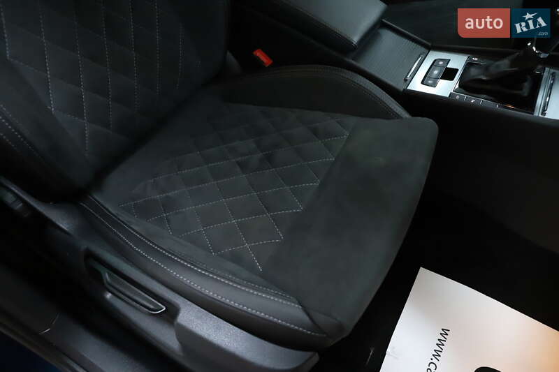 Лифтбек Skoda Superb 2020 в Дрогобыче