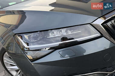 Універсал Skoda Superb 2020 в Дрогобичі