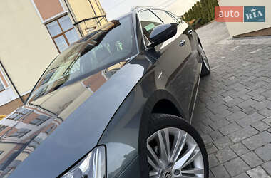 Універсал Skoda Superb 2020 в Дрогобичі