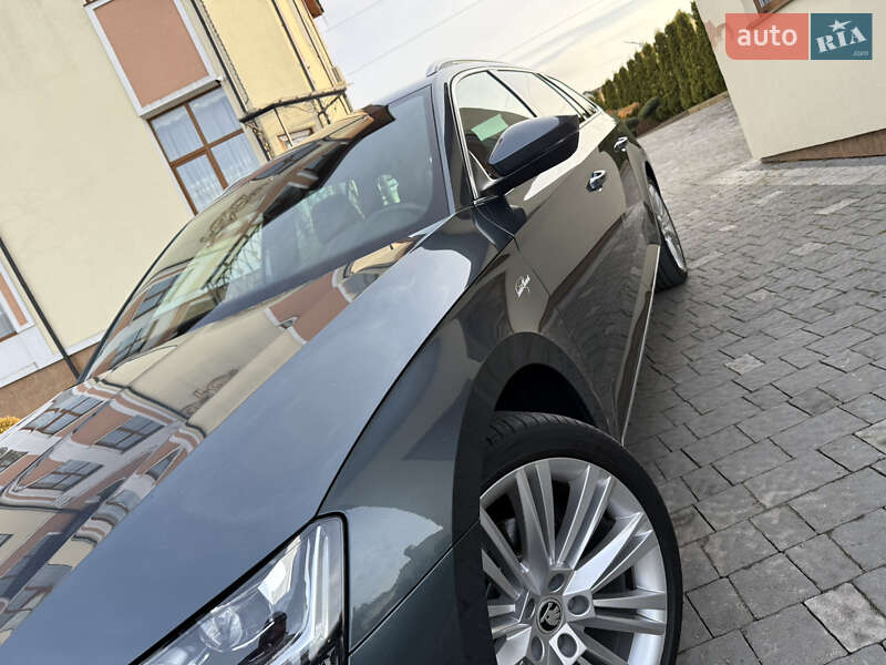 Універсал Skoda Superb 2020 в Дрогобичі