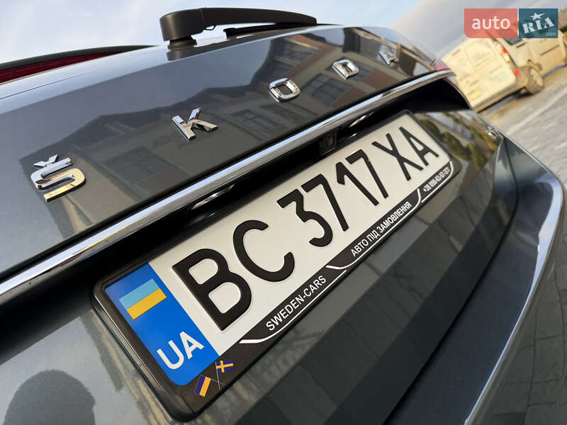Універсал Skoda Superb 2020 в Дрогобичі