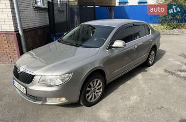 Ліфтбек Skoda Superb 2010 в Рокитному
