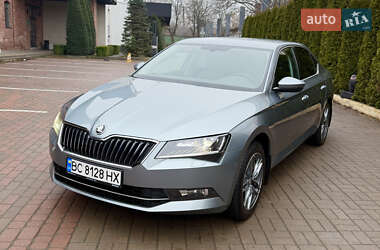 Лифтбек Skoda Superb 2018 в Львове