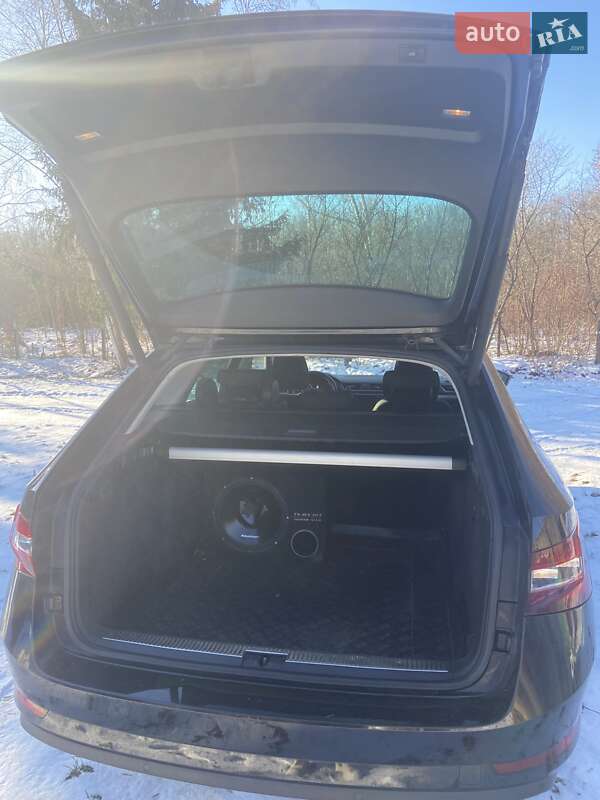 Универсал Skoda Superb 2016 в Отынии фото 51 Универсал Skoda Superb 2016 в Отынии