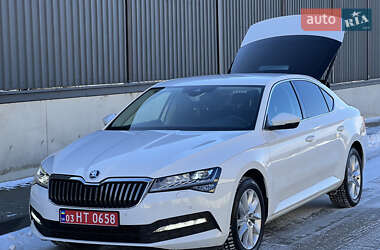 Лифтбек Skoda Superb 2019 в Луцке