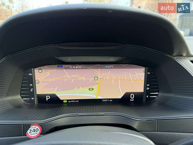 Универсал Skoda Superb 2022 в Луцке